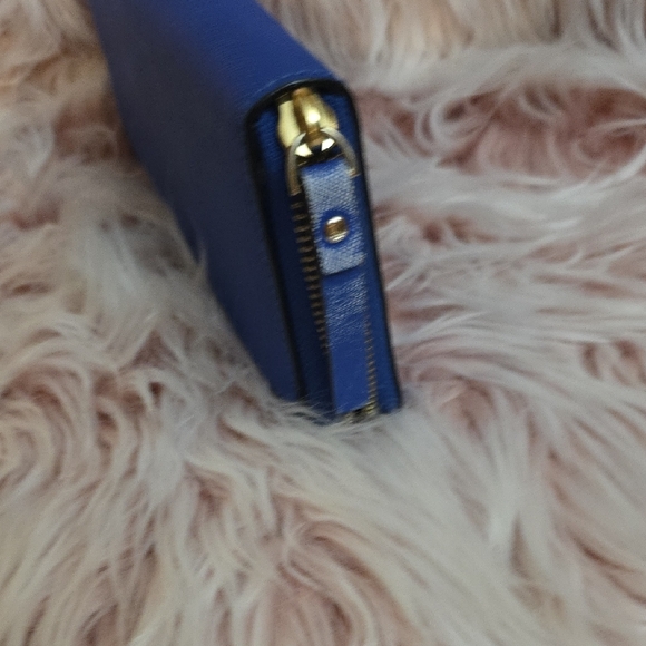 Kate Spade Blue Wallets Classic Design - Picture 4 of 10